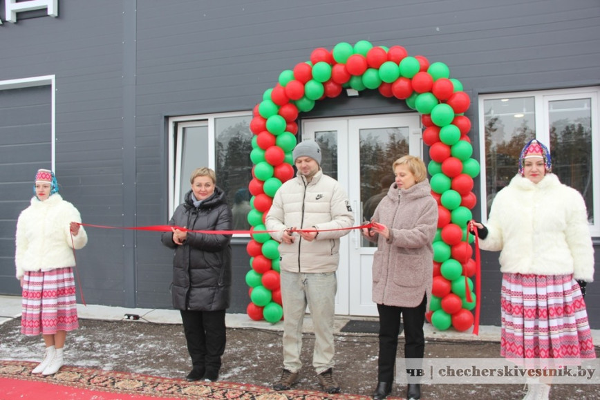 В Чечерске начала работу автомойка