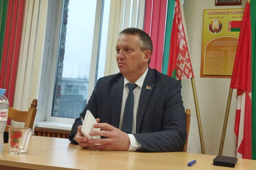 Председатель Чечерского райисполкома Юрий Деркачев встретился с коллективом ветстанции