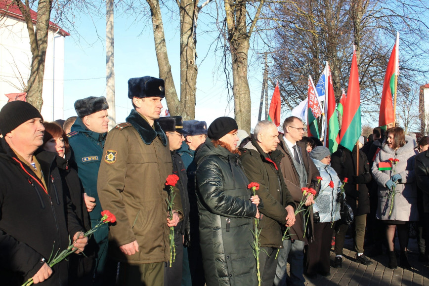 В Чечерске состоялся митинг, посвящённый памяти воинов-интернационалистов
