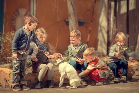 Обезопасить детей