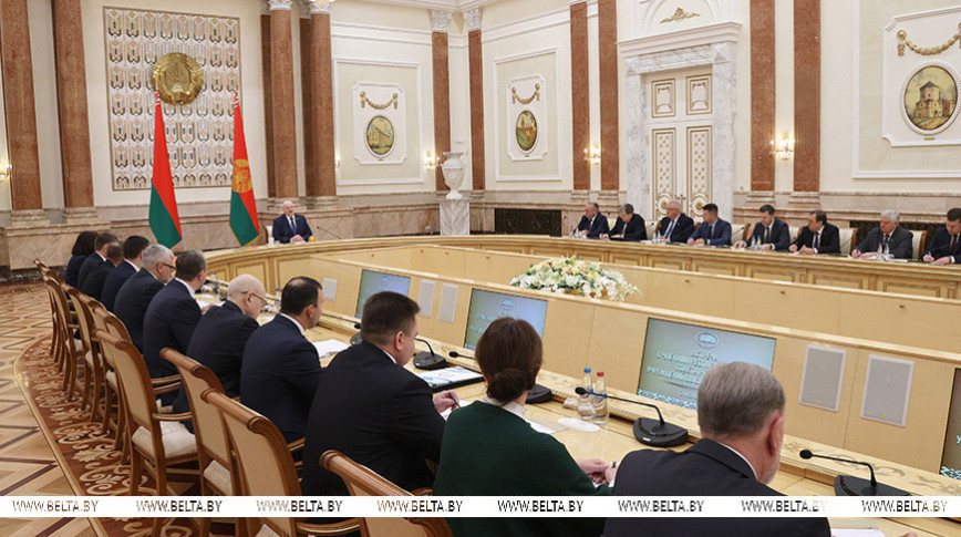 Лукашэнка назваў пяць галоўных праблем у сістэме вышэйшай адукацыі і чакае іх вырашэння