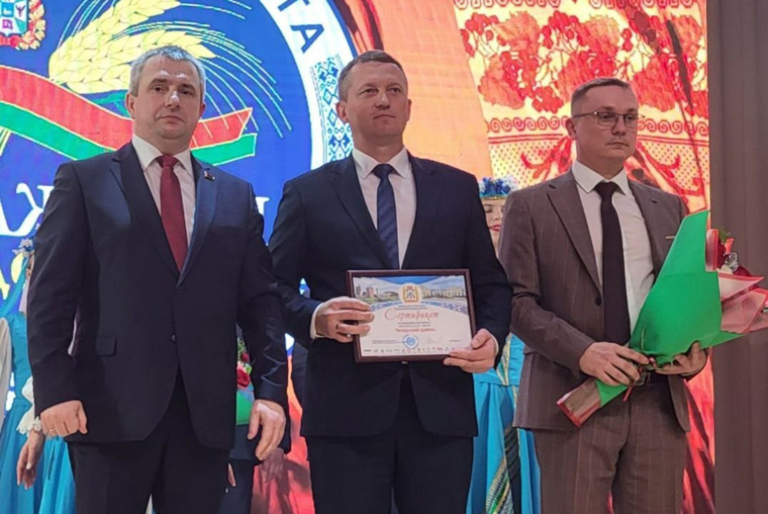 Чачэрскі раён заняў трэцяе месца па выхадзе збожжа з аднаго бала-гектара пасяўной плошчы